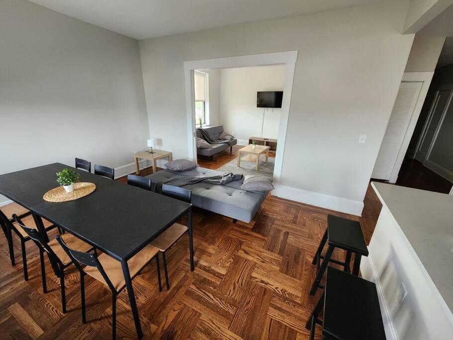Elegant 2 Bed Gem! Mins From Nyc Apartment Union City Bagian luar foto