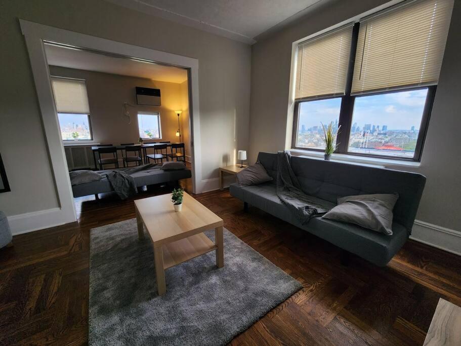 Elegant 2 Bed Gem! Mins From Nyc Apartment Union City Bagian luar foto